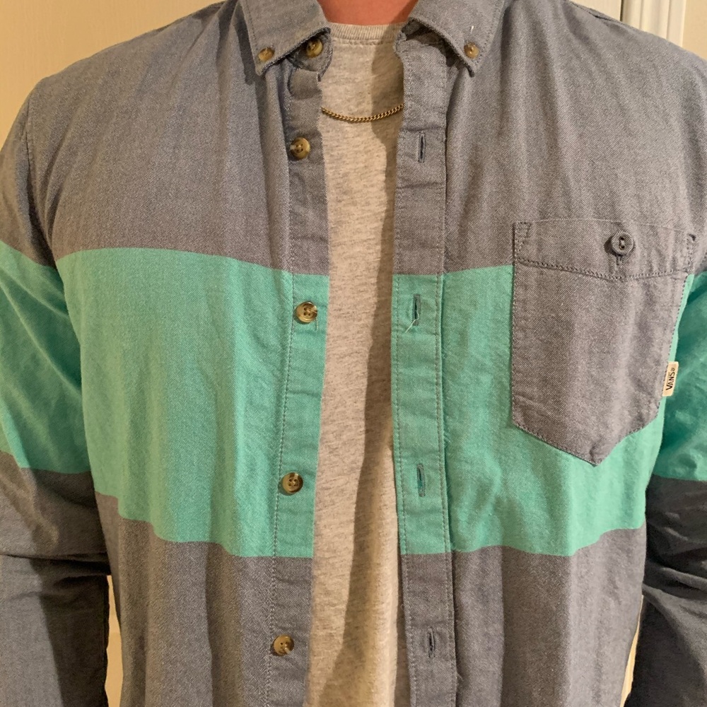 Vans button down shirt - Picture 2 of 4